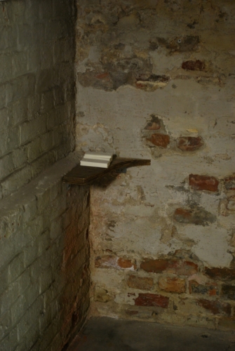 <p>Adrian Lohmüller<br />Die Braut spricht<br /><br />2009<br />Installation view<br />Cruise & Callas</p>