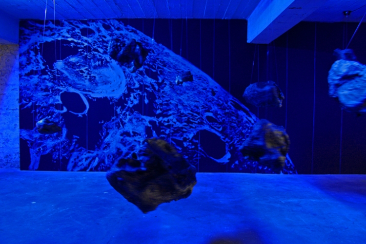 <p>Heiko Sievers - Demokrit sagt...<br /><br />2008<br />Mixed media<br />Dimensions variable</p>
