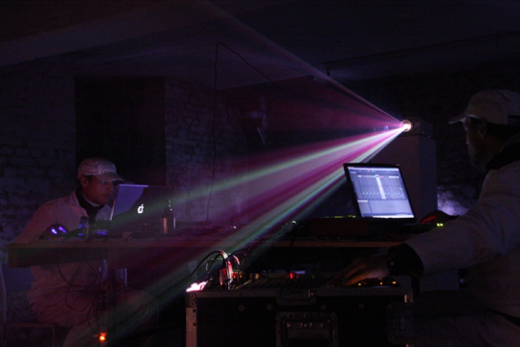 Teufelsberg<br /><br />2008<br />Video and sound performance<br />Cruise & Callas